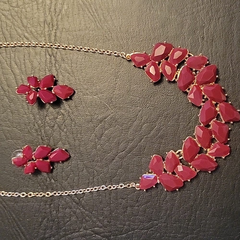 Vintage Avon JJH sandstone, and gold necklace and earrings